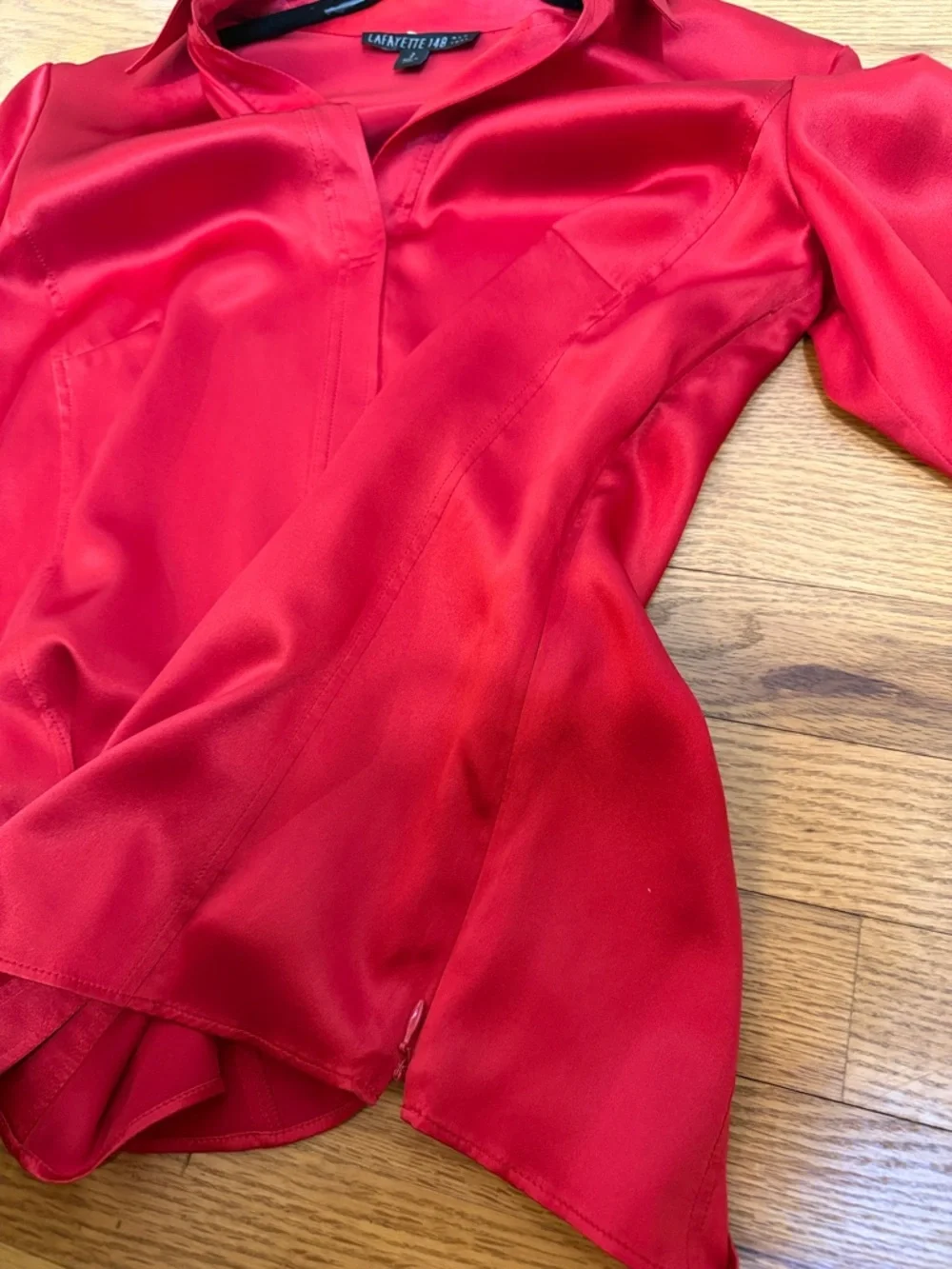Lafayette 148 New York Stunning Red 100% Silk Pullover Blouse, 2 - Luxury, Chic - Picture 9 of 10